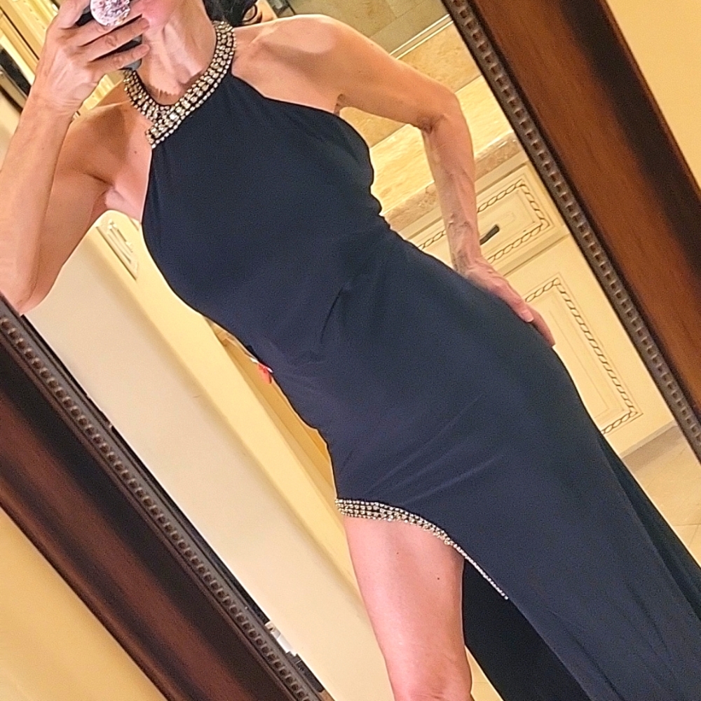 MacDuggal Elegant Long Bkack Flowy Rhinestoned Dress,  Sz 0 - Picture 2 of 16